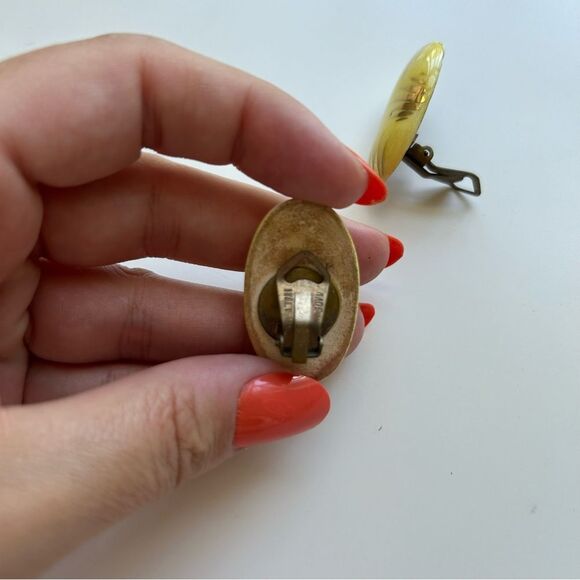 Vintage 80s 90s Era Clip on Earrings Made in Italy Costume Statement Jewelry - Picture 2 of 4